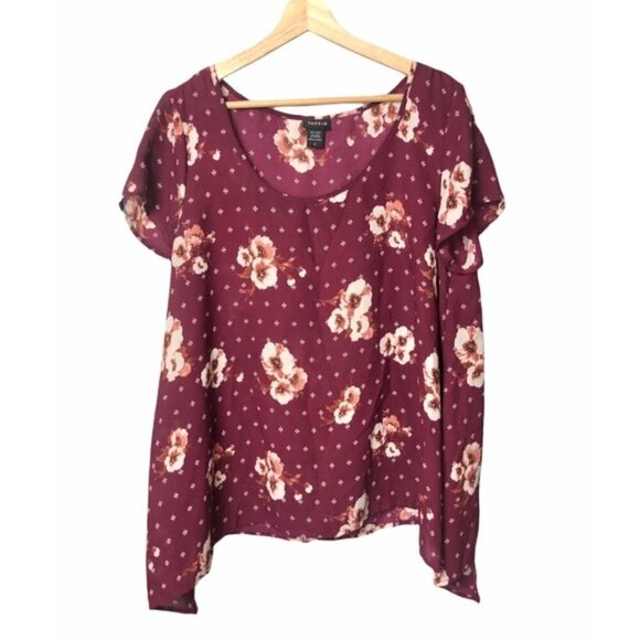 Torrid Red Georgette Sharkbite Floral Short Sleeve Top 0 - Picture 4 of 8